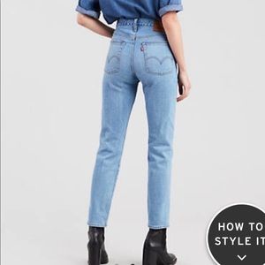 LEVI STRAUSS &CO HIGH WAIST JEANS SIZE 26